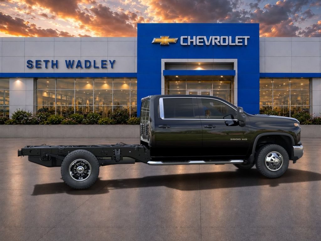 New 2026 Chevrolet Silverado 3500 LT w/ Convenience Package AWD/4WD image 5