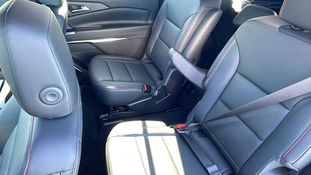 New 2026 Chevrolet Traverse Z71 w/ Enhanced Driving Package AWD/4WD image 13