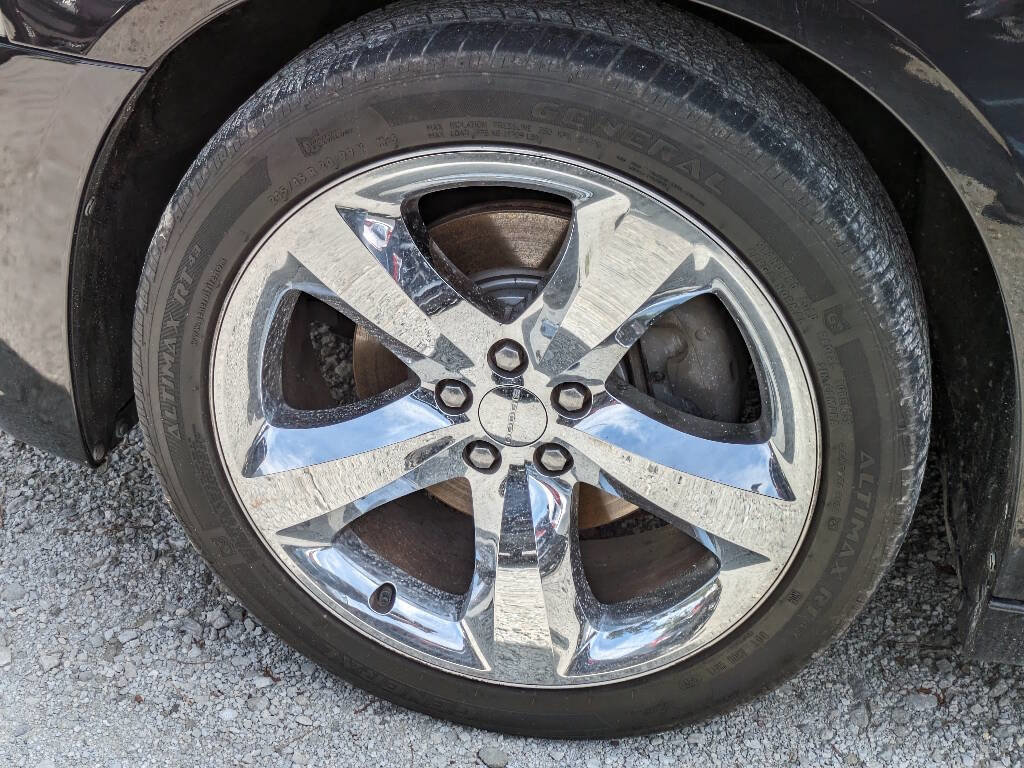 Used 2011 Dodge Charger R/T RWD image 4