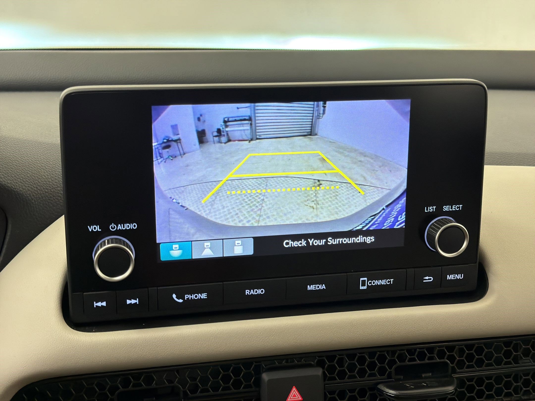 Used 2025 Honda HR-V LX image 24