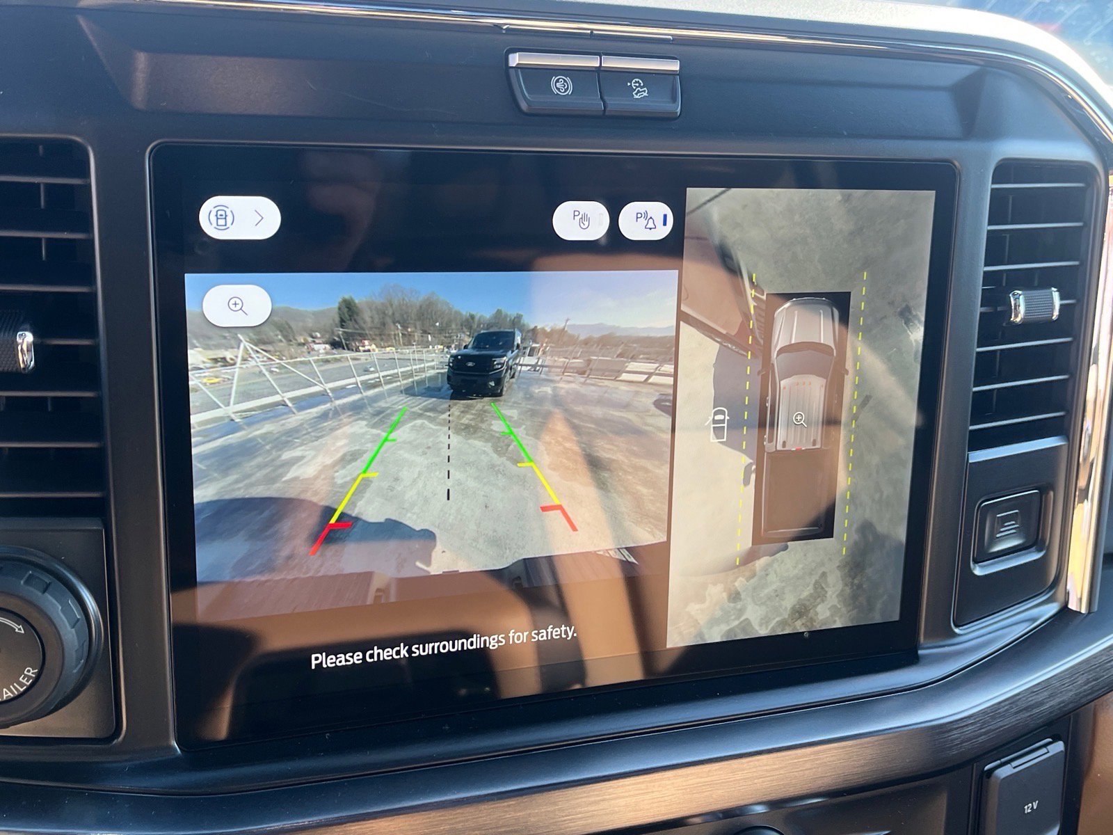 New 2026 Ford F250 Lariat w/ Lariat Ultimate Package image 13