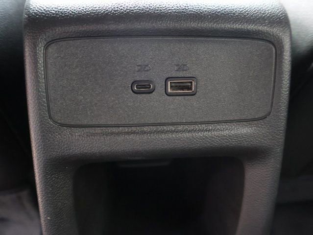 Certified 2025 Buick Envista Sport Touring image 17