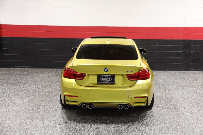 Used 2019 BMW M4 Coupe w/ Executive Package RWD image 29