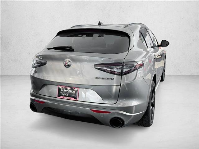 Used 2021 Alfa Romeo Stelvio Ti Sport image 5