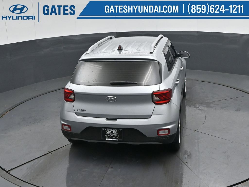 Used 2020 Hyundai Venue SEL image 39
