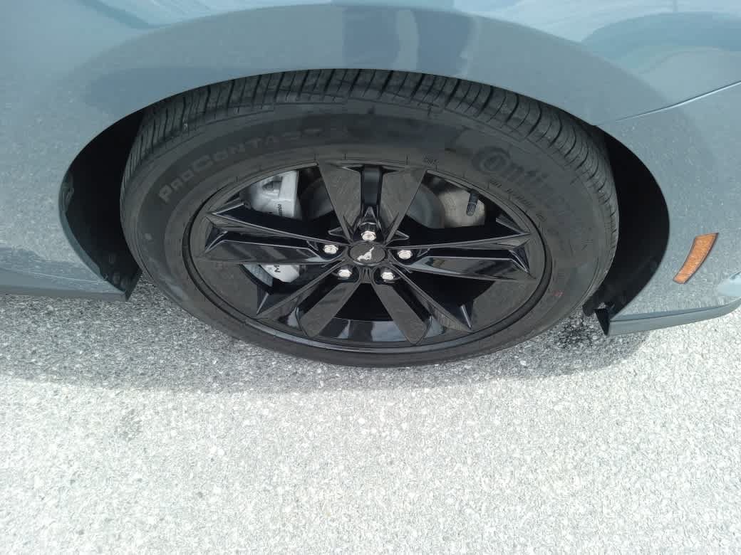 Used 2024 Ford Mustang GT RWD image 9