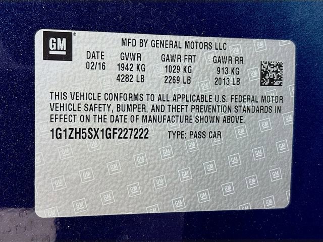 Used 2016 Chevrolet Malibu Premier w/ Driver Confidence Package II image 33