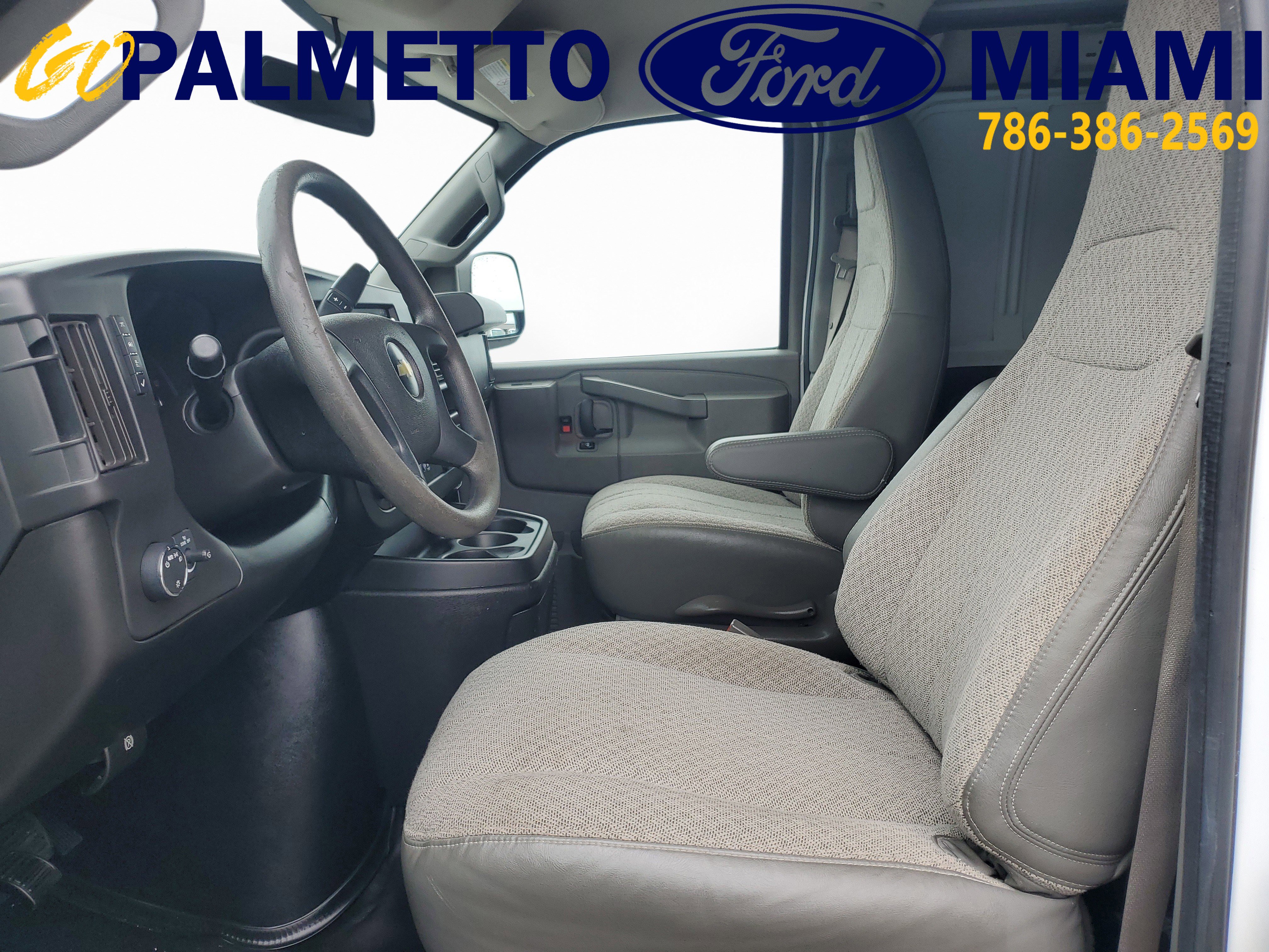 Used 2018 Chevrolet Express 2500 image 13