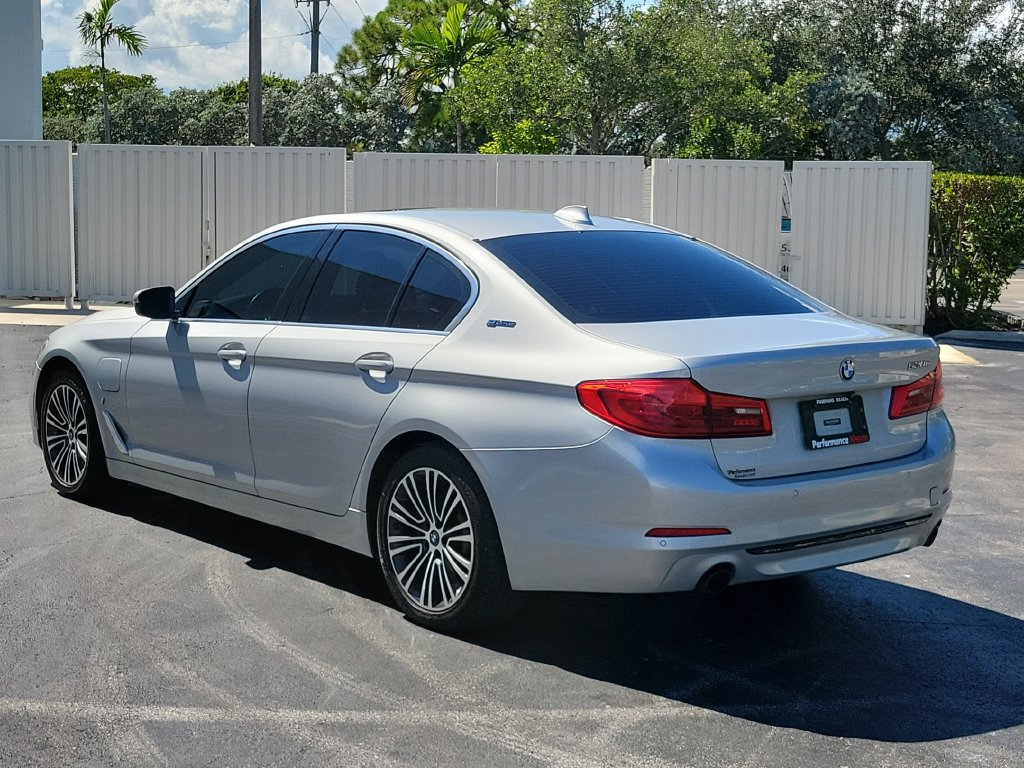 Used 2019 BMW 530e w/ Convenience Package RWD image 10