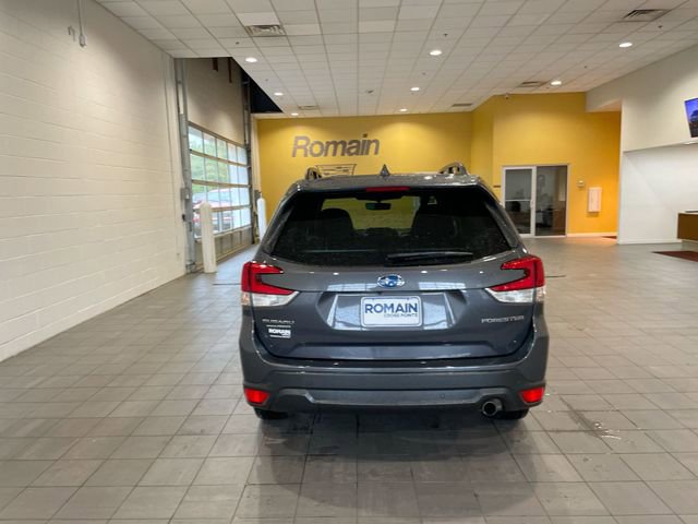 Used 2023 Subaru Forester Limited AWD/4WD image 4