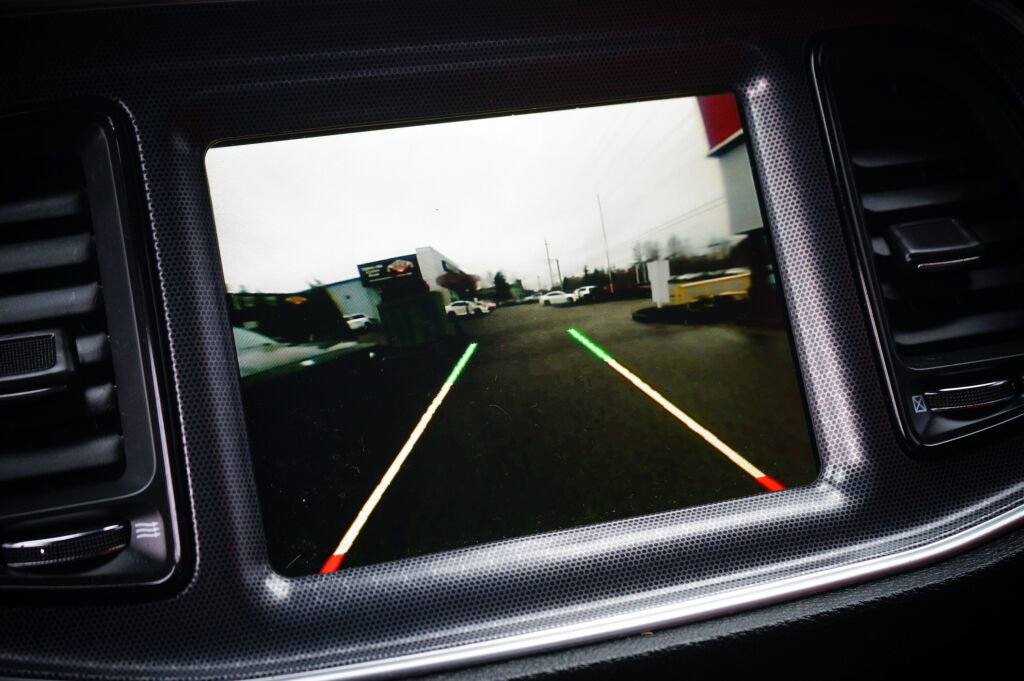 Used 2015 Dodge Challenger R/T Plus image 20