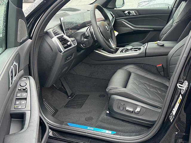 New 2026 BMW X5 xDrive40i w/ Premium Package image 4