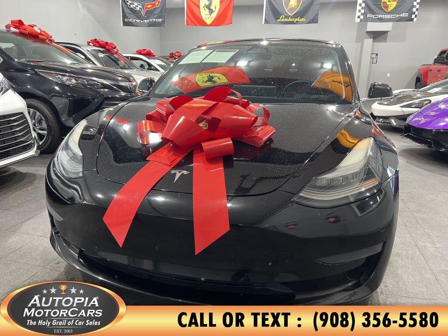Used 2019 Tesla Model 3 Standard Range Plus image 1