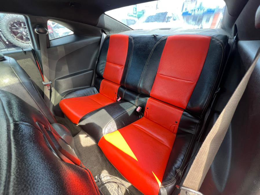 Used 2010 Chevrolet Camaro SS image 9