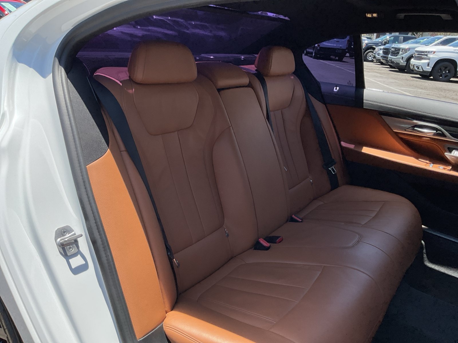 Used 2022 BMW 740i w/ M Sport Package RWD image 20