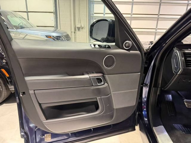 Used 2019 Land Rover Range Rover Sport HST AWD/4WD image 23