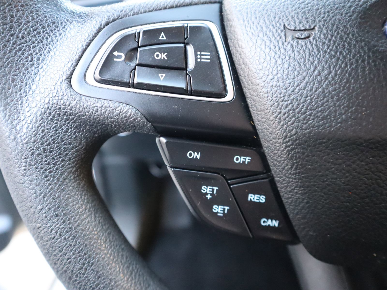 Used 2020 Ford EcoSport S image 33