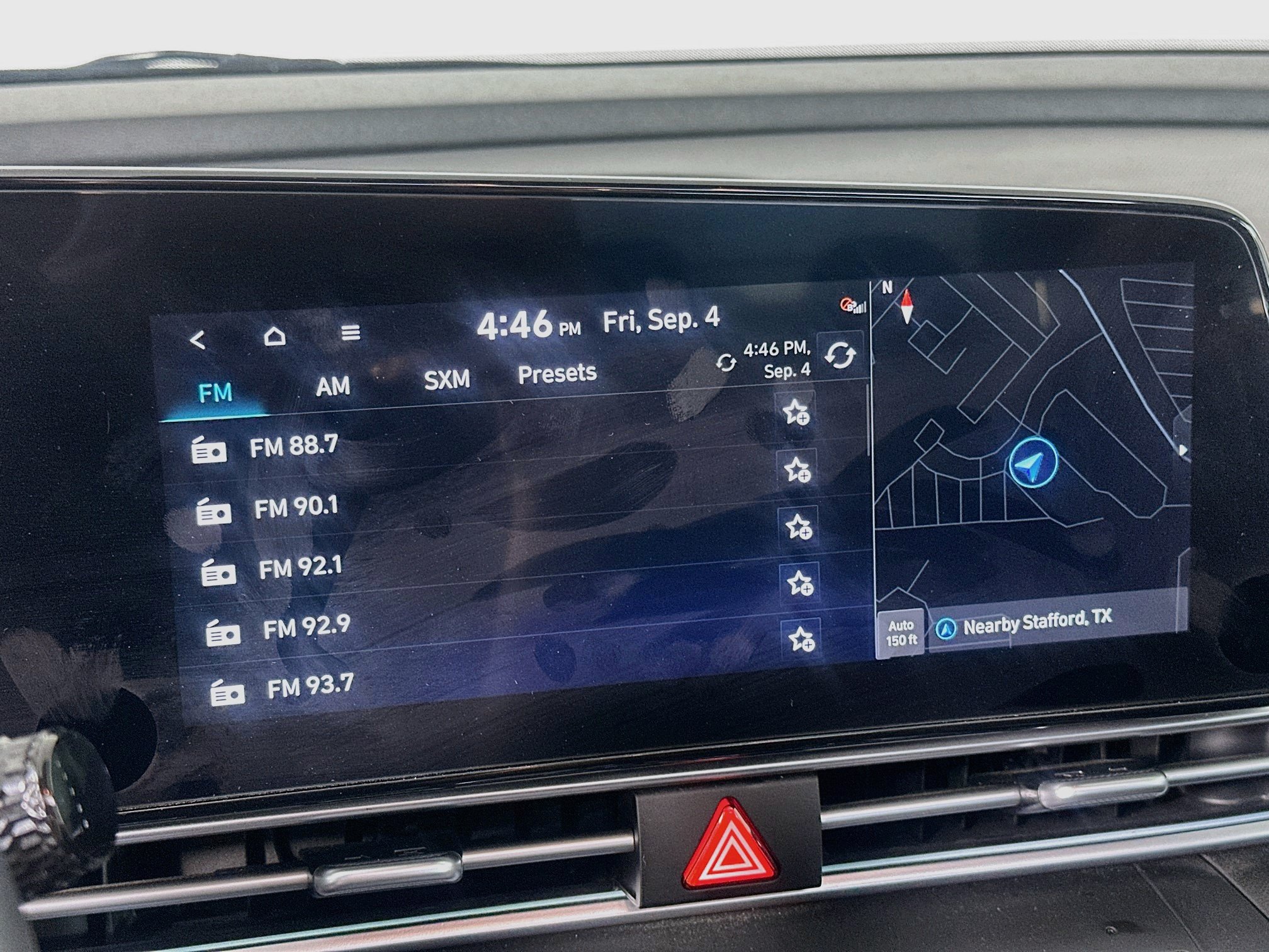 Used 2025 Hyundai Elantra Limited FWD image 21