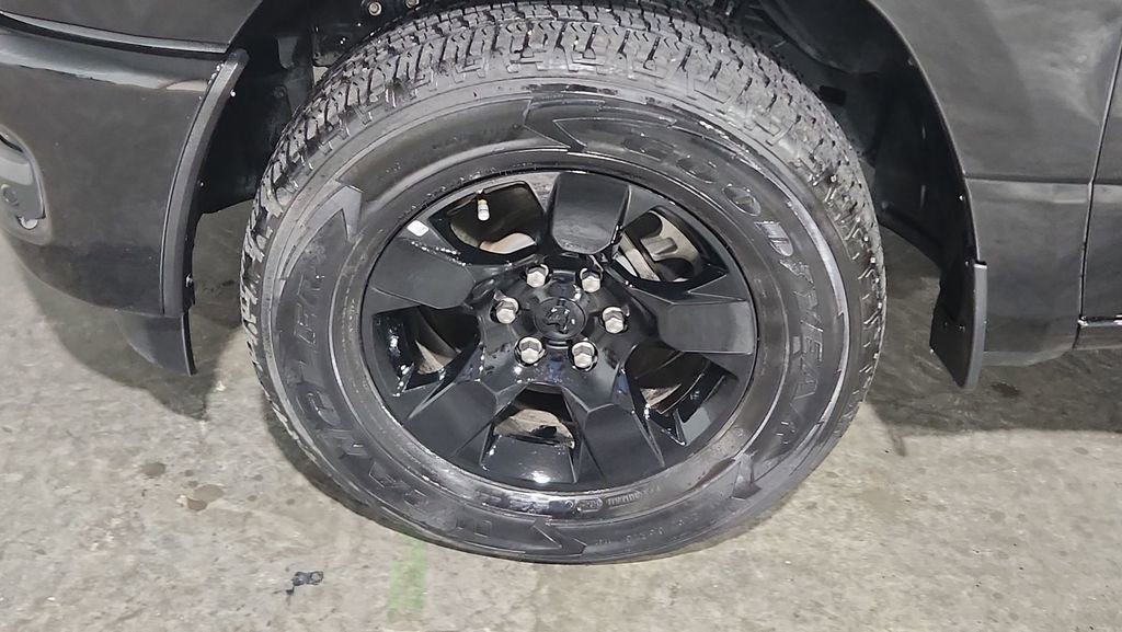 Used 2025 RAM 1500 Tradesman w/ Night Edition image 14