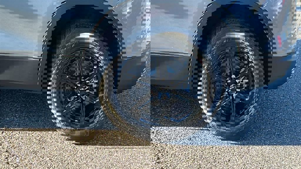 New 2025 Chevrolet Blazer LT w/ Midnight/Sport Edition image 9