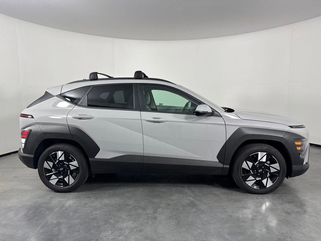 Certified 2025 Hyundai Kona SEL image 6
