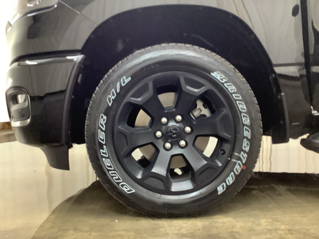 New 2026 RAM 1500 Express AWD/4WD image 24