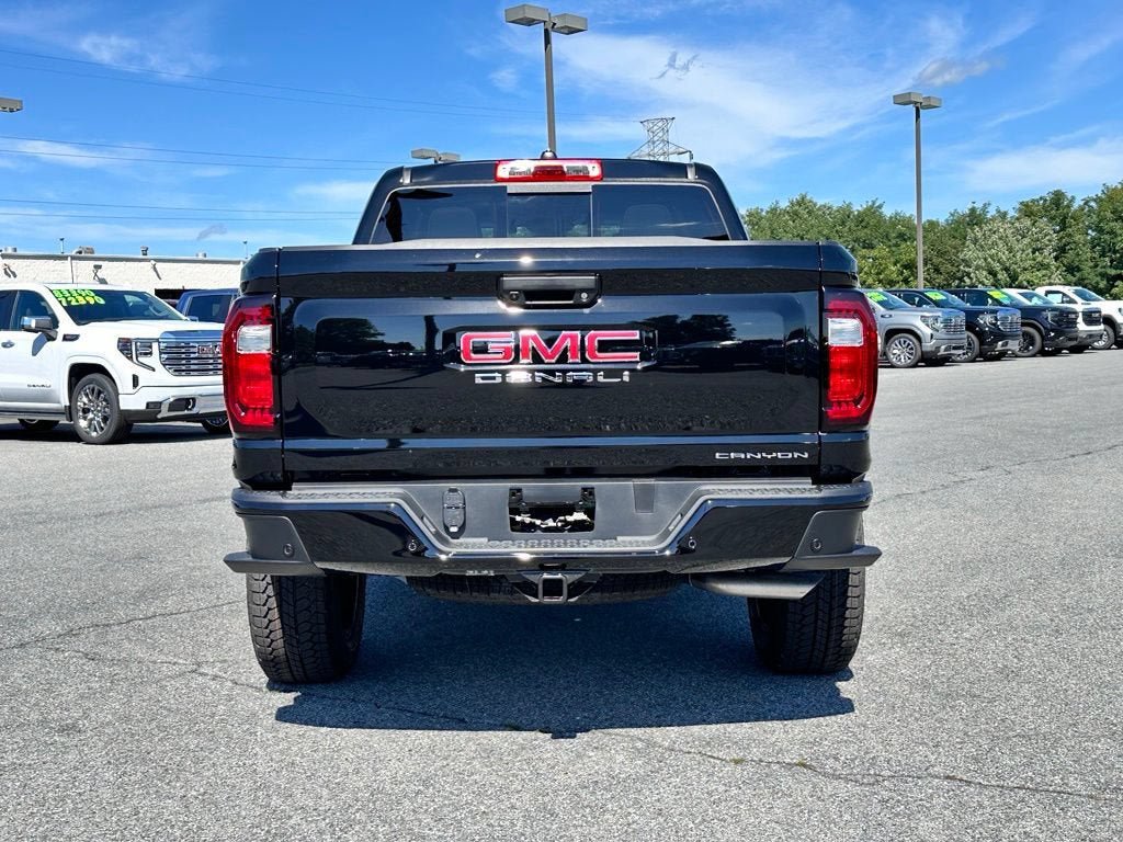 New 2026 GMC Canyon Denali AWD/4WD image 8