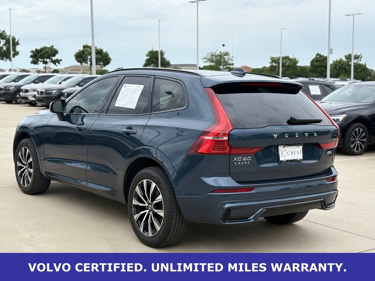 Certified 2025 Volvo XC60 B5 Core AWD/4WD image 7