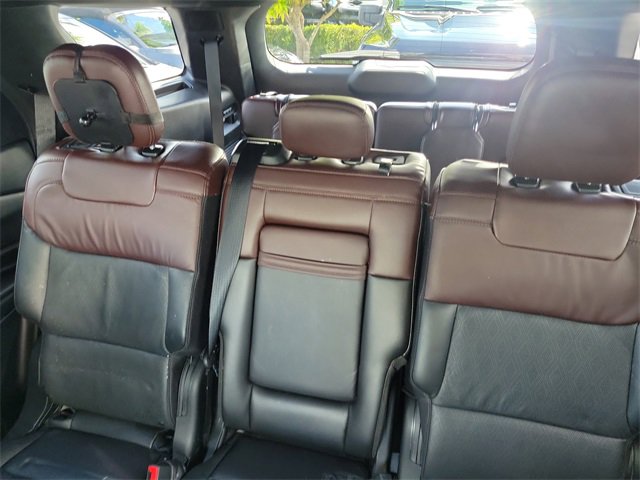 Used 2023 Ford Explorer Platinum w/ Technology Package image 10