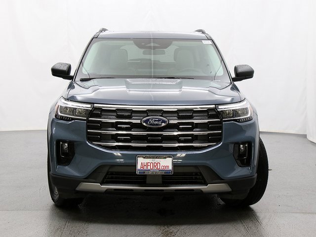 New 2026 Ford Explorer Active image 5