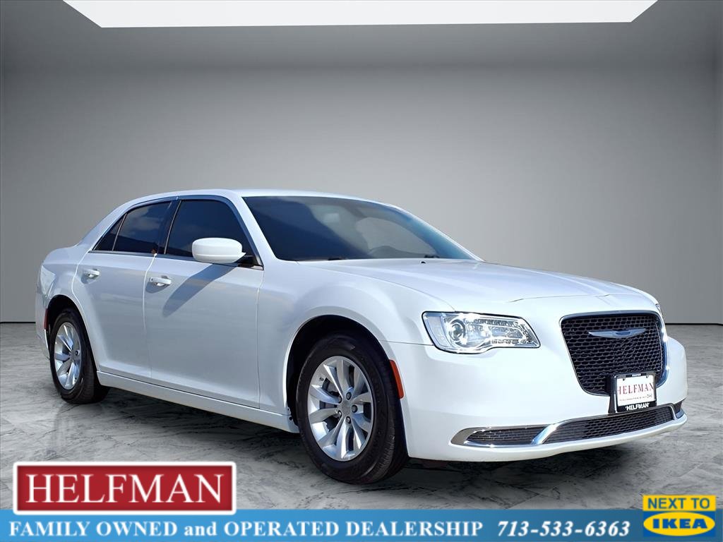 Used 2022 Chrysler 300 Touring