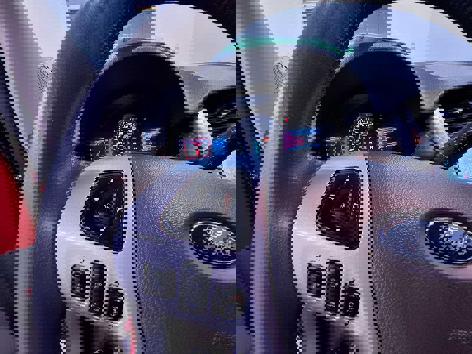 Used 2011 Ford Edge Limited image 19