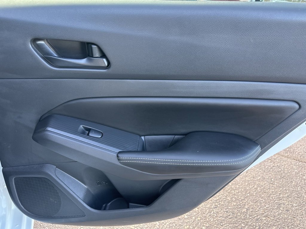 Used 2024 Nissan Altima 2.5 SV image 26