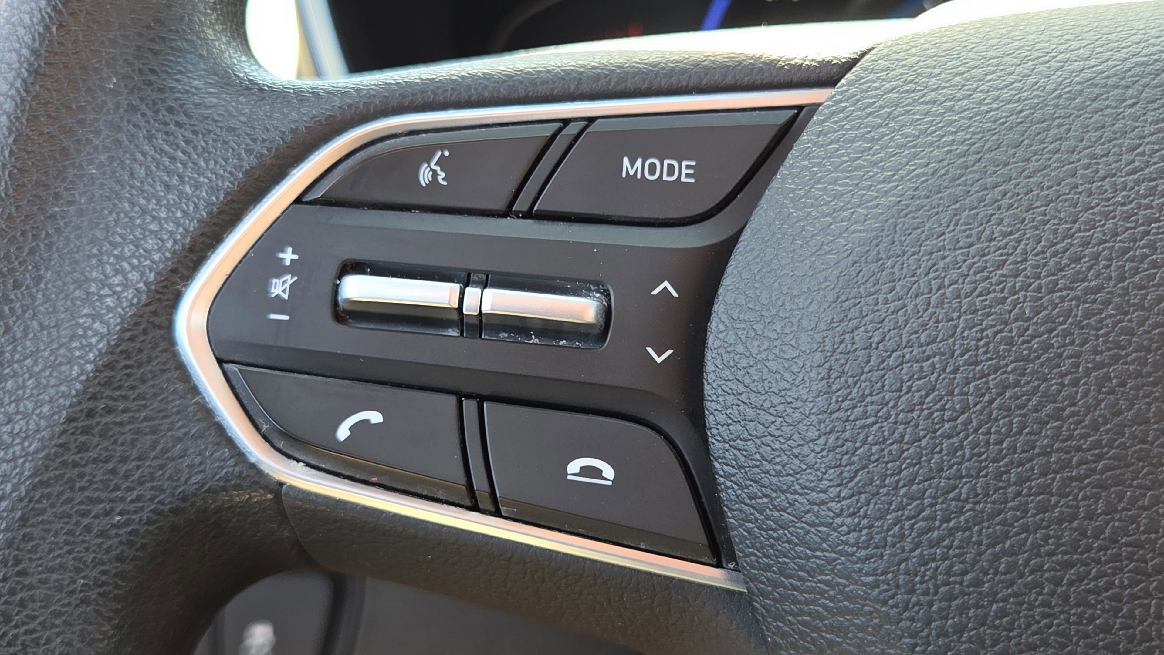 Used 2019 Hyundai Santa Fe SEL image 32