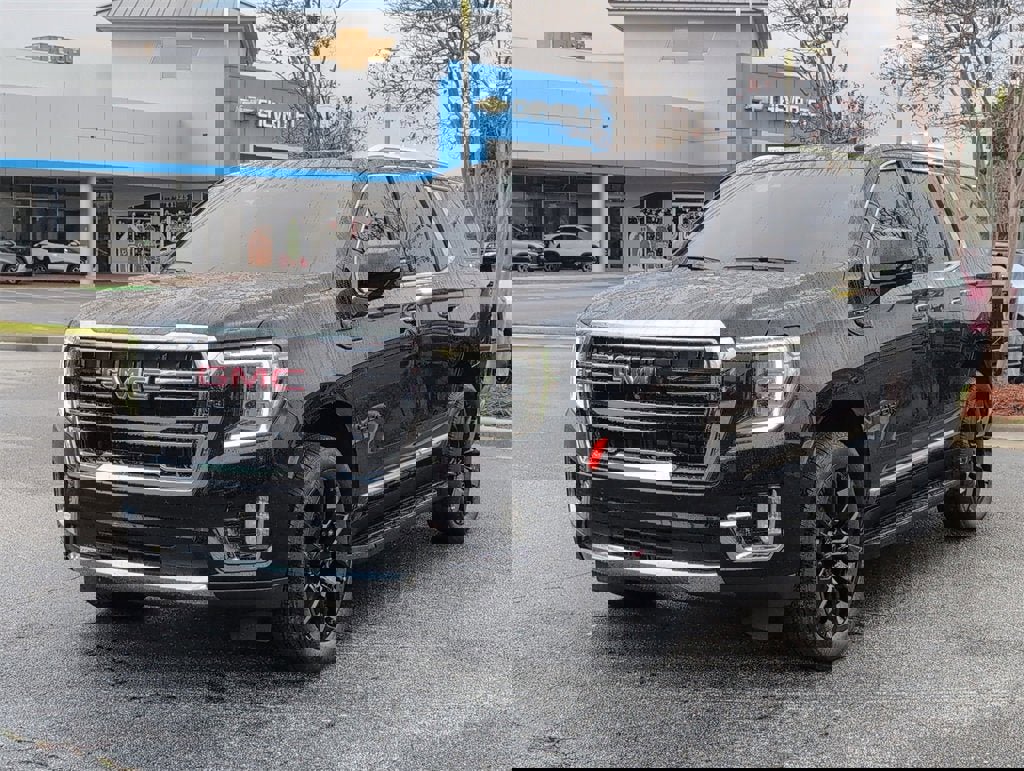 Certified 2023 GMC Yukon SLT w/ SLT Premium Package image 7