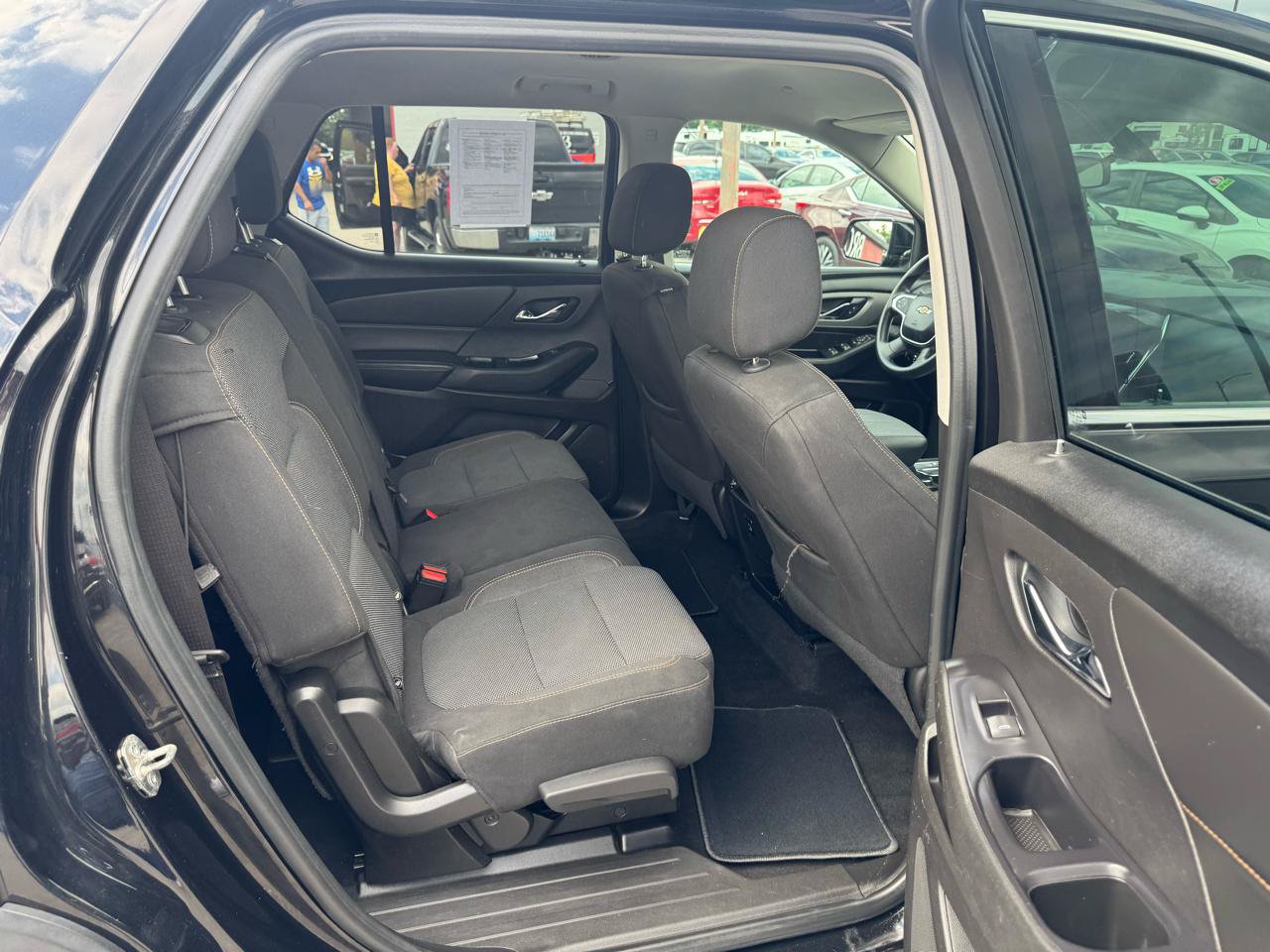 Used 2018 Chevrolet Traverse LS FWD image 12