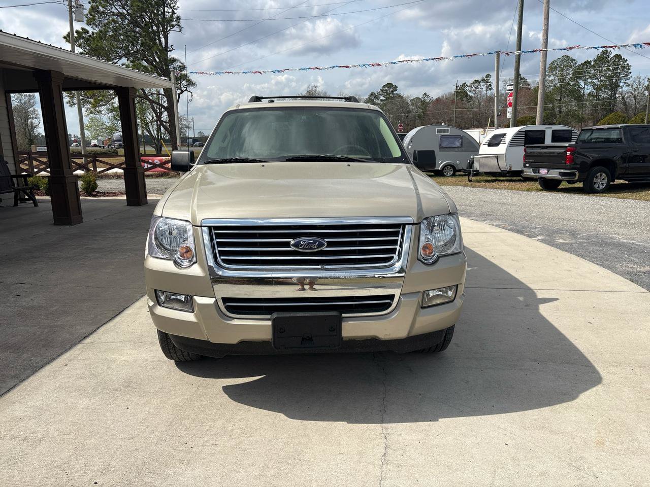 Used 2007 Ford Explorer XLT RWD image 2