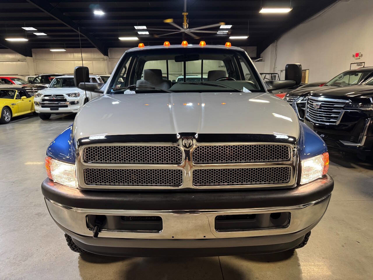 Used 1996 Dodge Ram 3500 Truck 4x4 Club Cab image 17