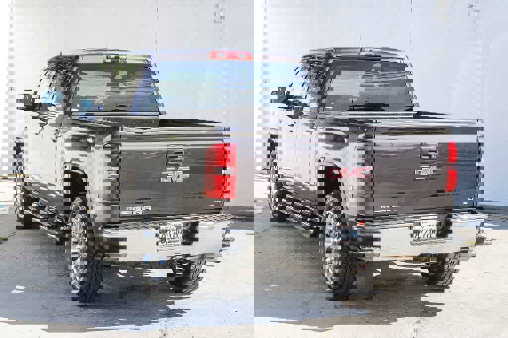 Used 2015 GMC Sierra 1500 SLT w/ SLT Crew Cab Value Package RWD image 9