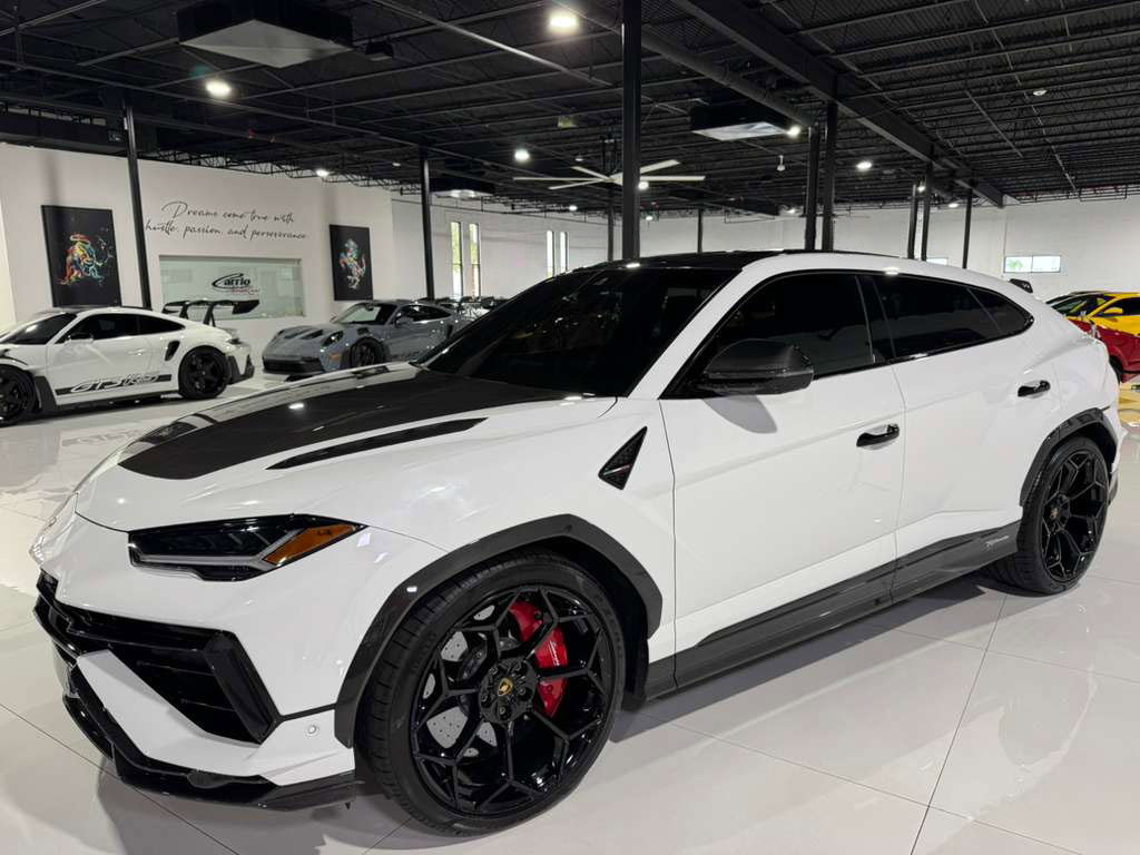 Used 2023 Lamborghini Urus Performante image 3
