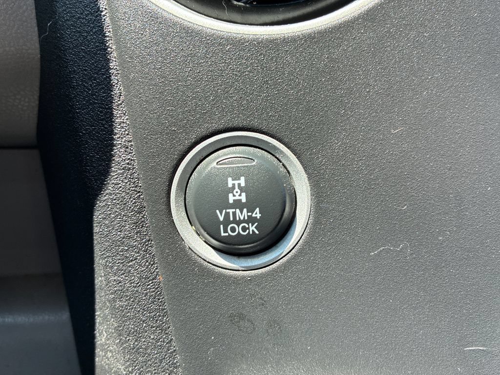 Used 2015 Honda Pilot LX image 27