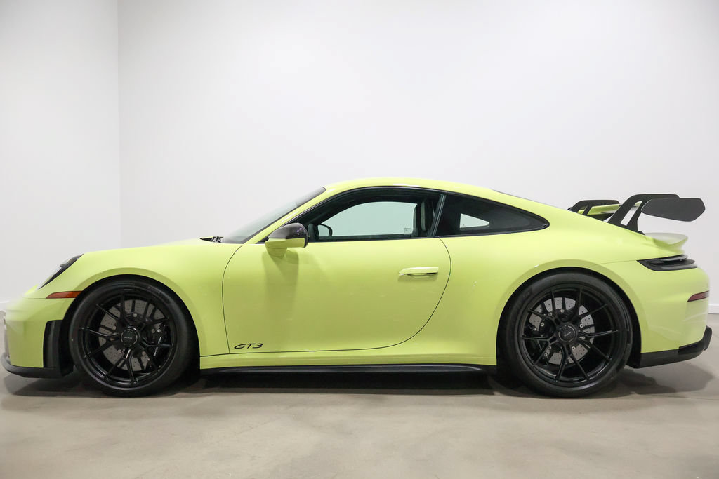 Used 2026 Porsche 911 GT3 w/ Weissach Package RWD image 13