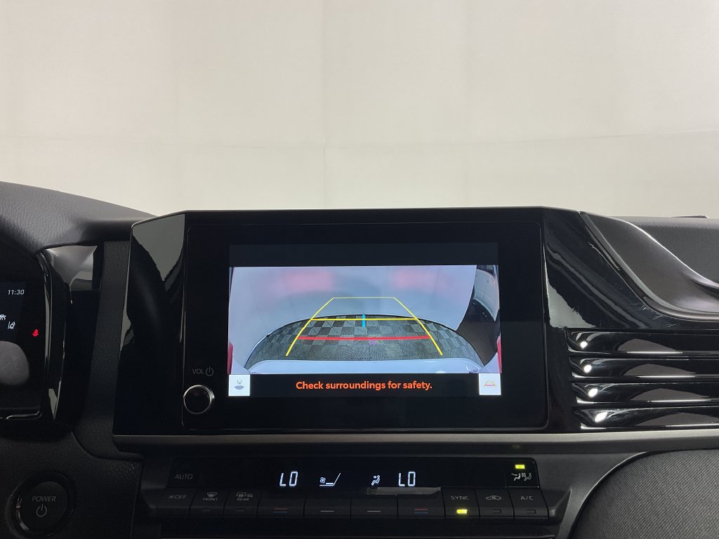 Used 2025 Toyota Camry LE FWD image 27
