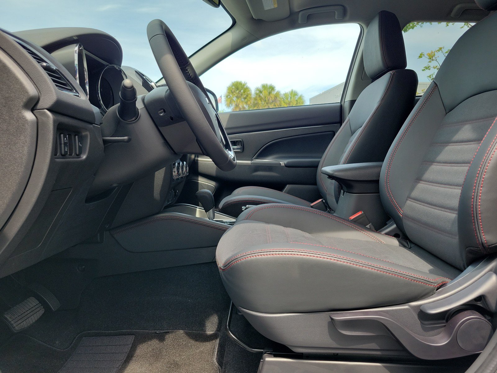 New 2026 Mitsubishi Outlander Sport SE AWD/4WD image 20