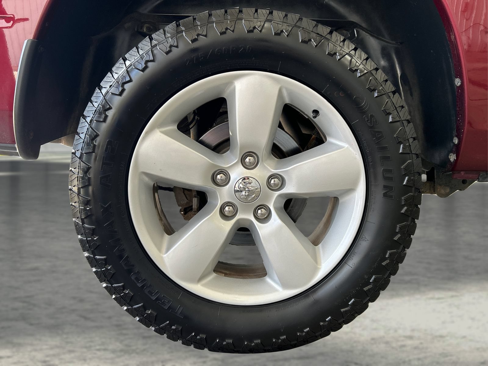 Used 2019 RAM 1500 Classic SLT w/ SLT Plus D←cor Group AWD/4WD image 22