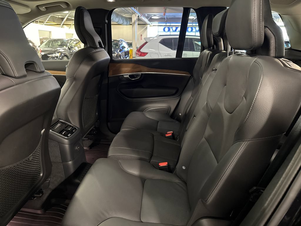 Certified 2024 Volvo XC90 T8 Plus w/ Protection Package Premier AWD/4WD image 22