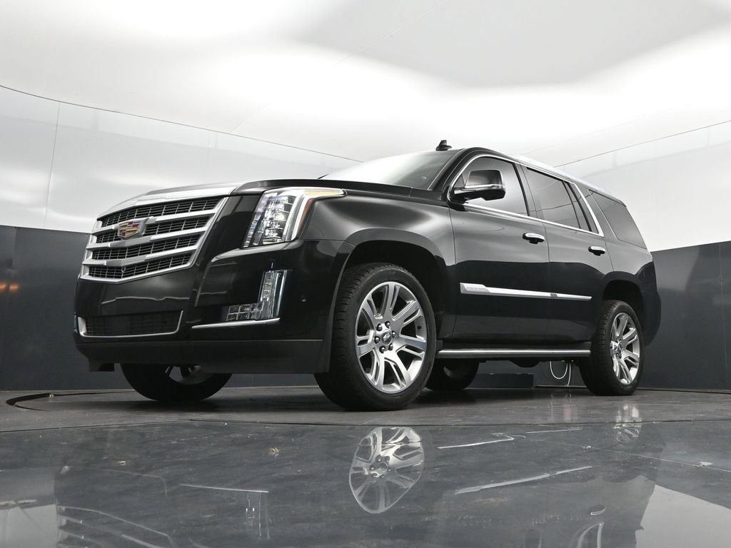 Used 2019 Cadillac Escalade Premium Luxury AWD/4WD image 39