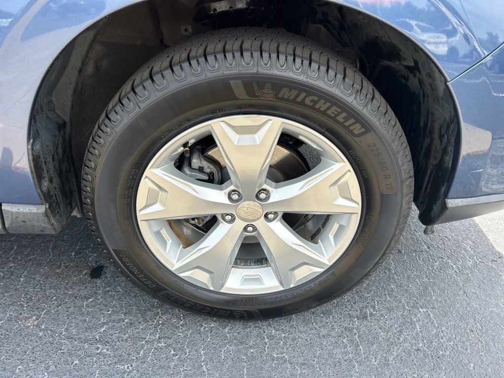 Used 2014 Subaru Forester 2.5i Premium w/ All-Weather Package image 22