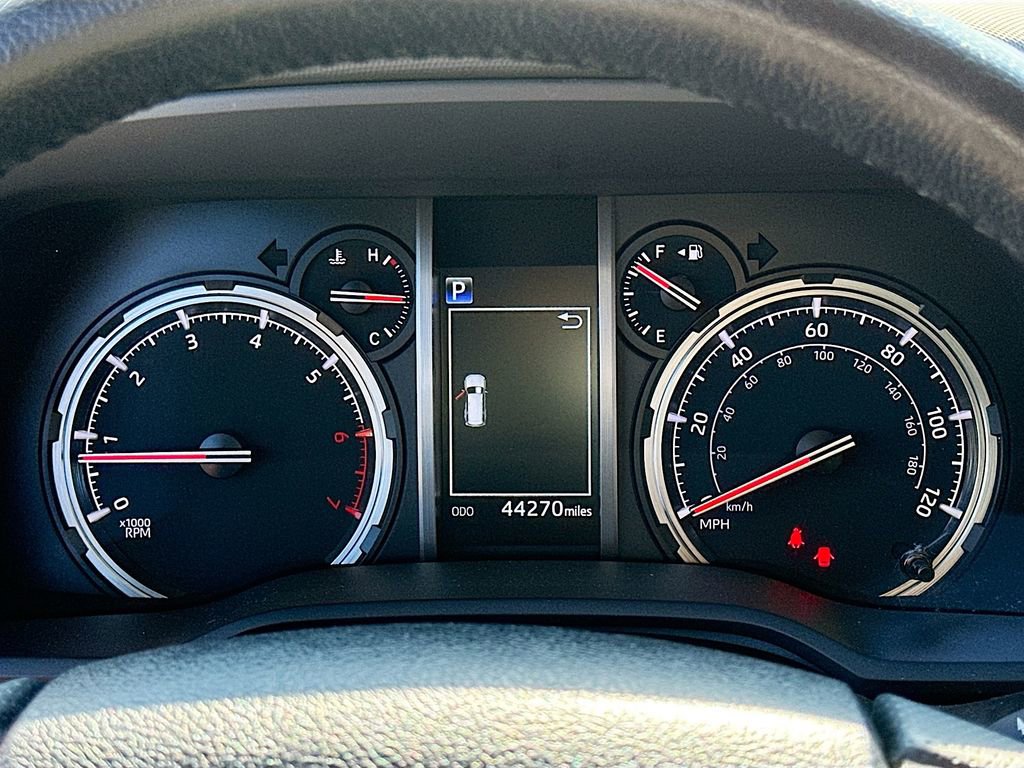 Used 2024 Toyota 4Runner TRD Off-Road Premium image 12