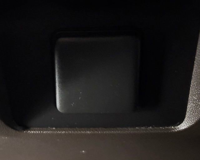 Used 2021 Chevrolet Tahoe LT w/ LT Signature Package image 20